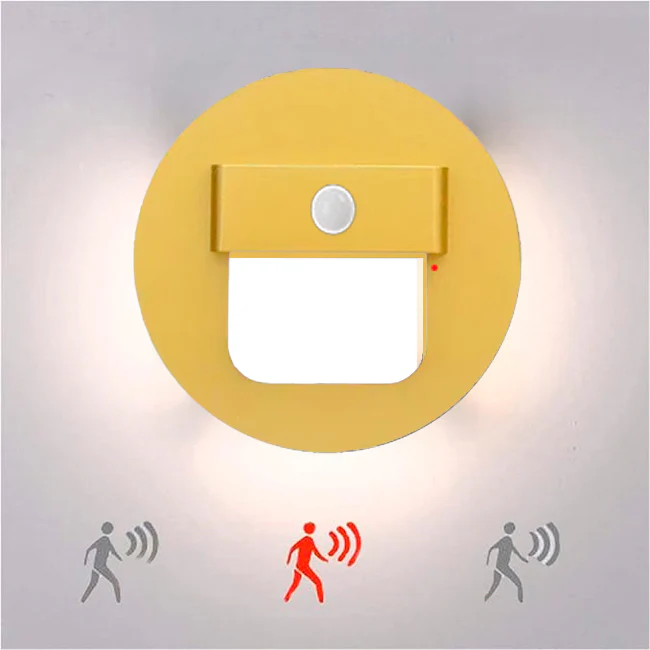 SPOT LUZ GUÍA DE PASO FERNANDA LED ASIMÉTRICO 3W CIRCULAR DORADO CON SENSOR DE MOVIMIENTO LUZ CÁLIDA - Image 3