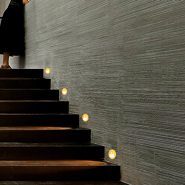 SPOT LUZ GUÍA DE PASO FERNANDA LED ASIMÉTRICO 3W CIRCULAR DORADO CON SENSOR DE MOVIMIENTO LUZ CÁLIDA - Image 9