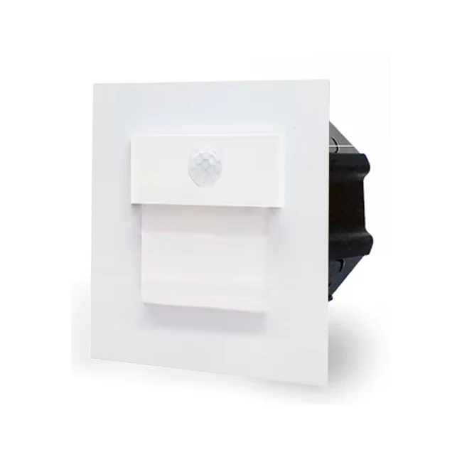 SPOT LUZ GUÍA DE PASO ISIS ASIMÉTRICO LED 3W CUADRADO BLANCO CON SENSOR DE MOVIMIENTO LUZ CÁLIDA - Image 9