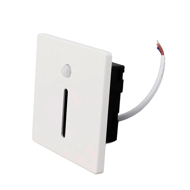 SPOT LUZ GUÍA DE PASO LUANA LED ASIMÉTRICO 3W CUADRADO BLANCO CON SENSOR DE MOVIMIENTO LUZ CÁLIDA - Image 9