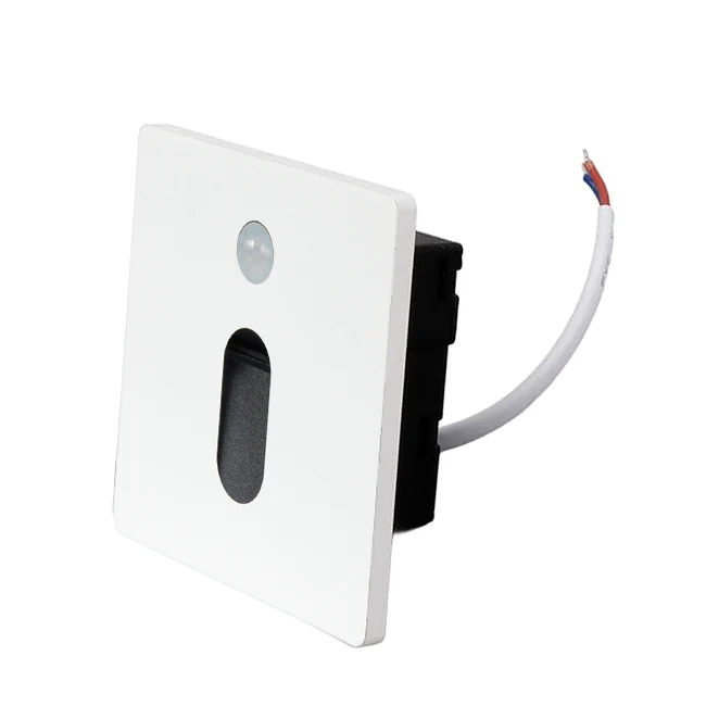 SPOT LUZ GUÍA DE PASO LUCIANA LED ASIMÉTRICO 3W CUADRADO BLANCO CON SENSOR DE MOVIMIENTO LUZ CÁLIDA - Image 6