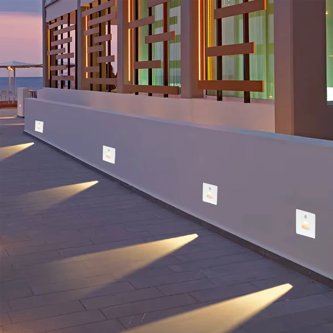 SPOT LUZ GUÍA DE PASO MARCELA LED ASIMÉTRICO 3W CUADRADO BLANCO CON SENSOR DE MOVIMIENTO LUZ CÁLIDA - Image 3