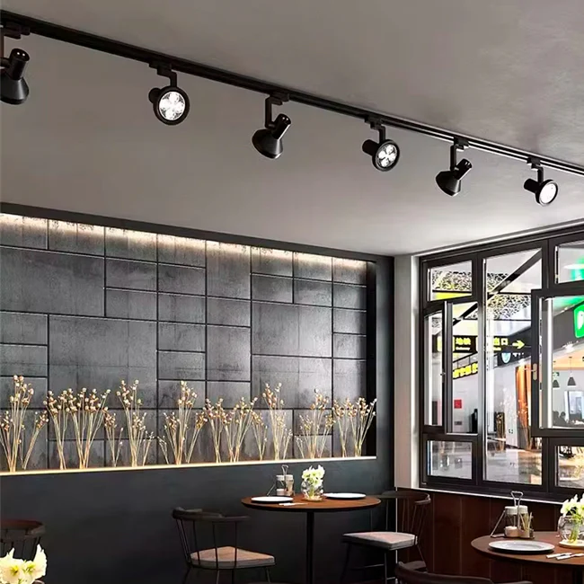 SPOT DE RIEL MUSKEVA - Image 3