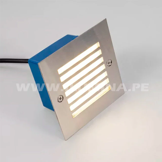 SPOT LUZ GUÍA DE PASO DE ESCALERA CUADRADO PEQUEÑO CON REJILLA 3W LUZ CÁLIDA - Image 4