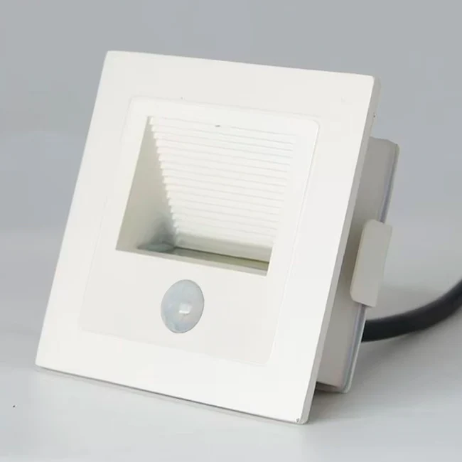 SPOT LUZ GUÍA DE PASO DE ESCALERA LED 3W SIMETRICA BLANCO CON SENSOR DE MOVIMIENTO LUZ CÁLIDA - Image 11