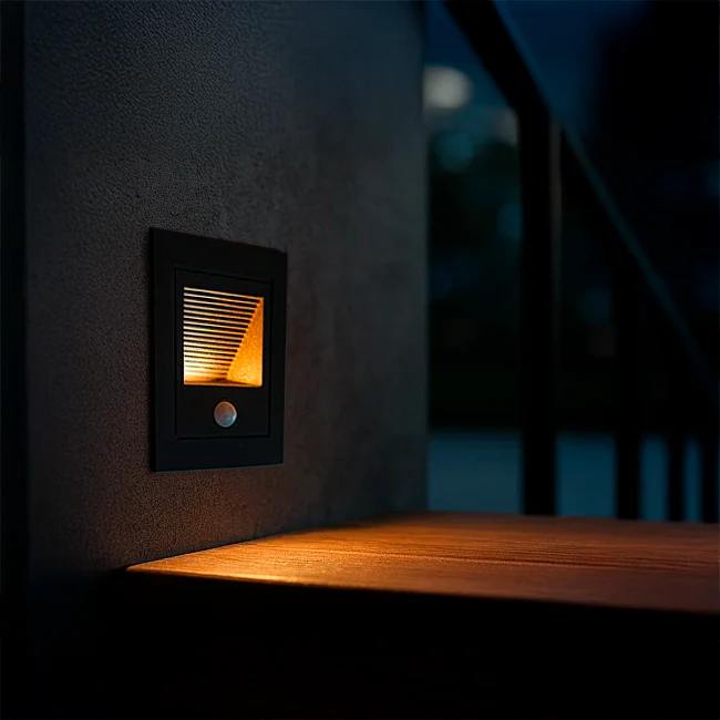 SPOT LUZ GUÍA DE PASO DE ESCALERA LED 3W SIMETRICA NEGRO CON SENSOR DE MOVIMIENTO - Image 10