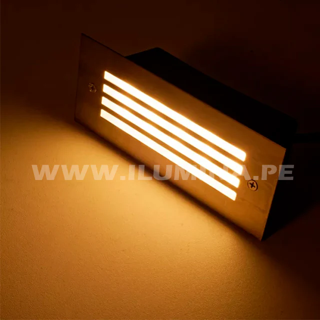 SPOT LUZ GUÍA DE PASO DE ESCALERA LED CON REJILLA MODELO PEQUEÑO LUZ CÁLIDA - Image 4